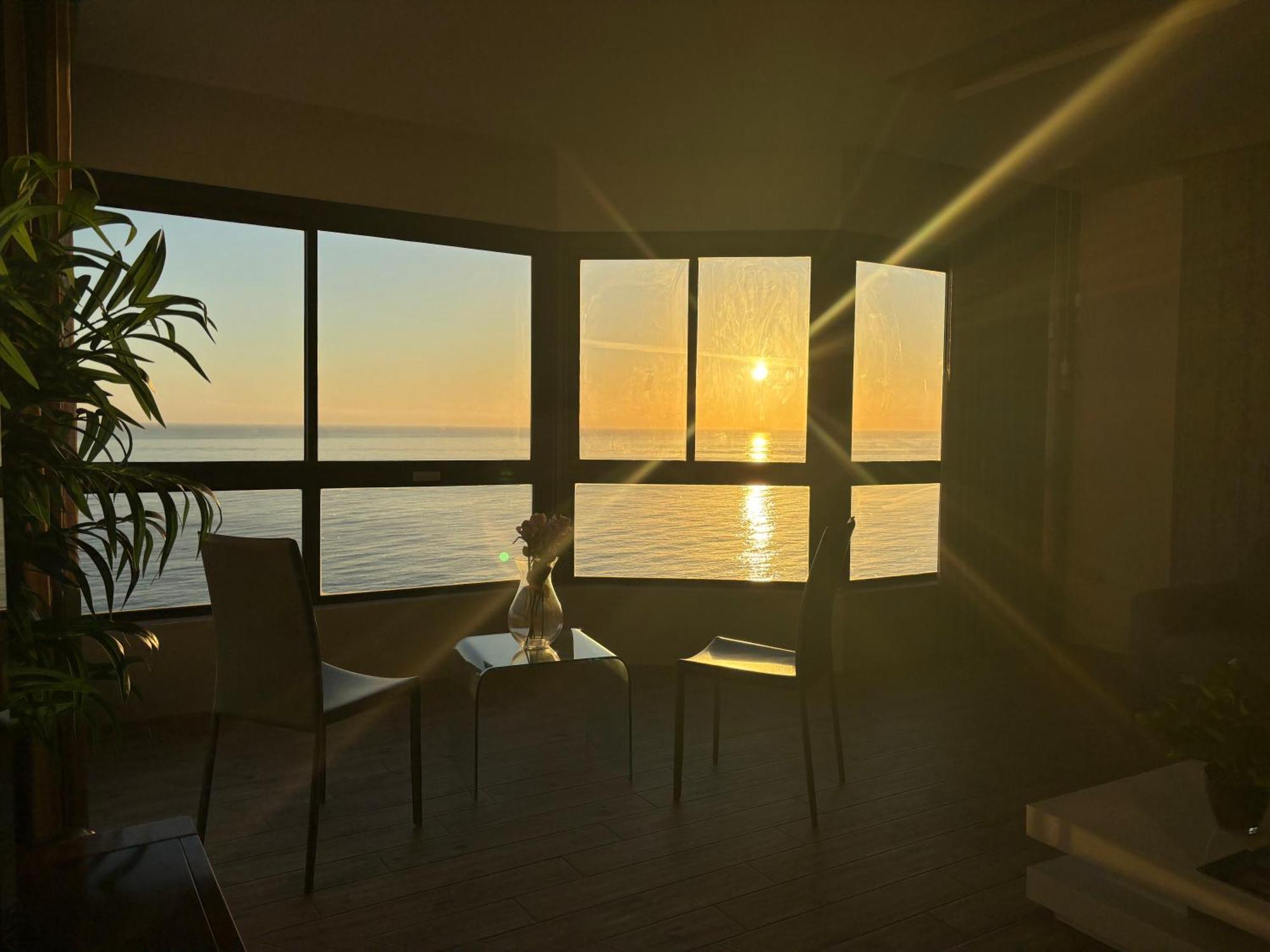 Sea View Luxury Haven Living & 3Bedrooms Seafront สลีมา ภายนอก รูปภาพ